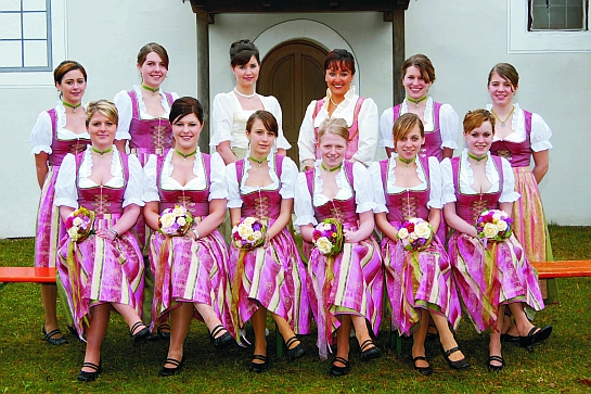 Unsere Festdamen